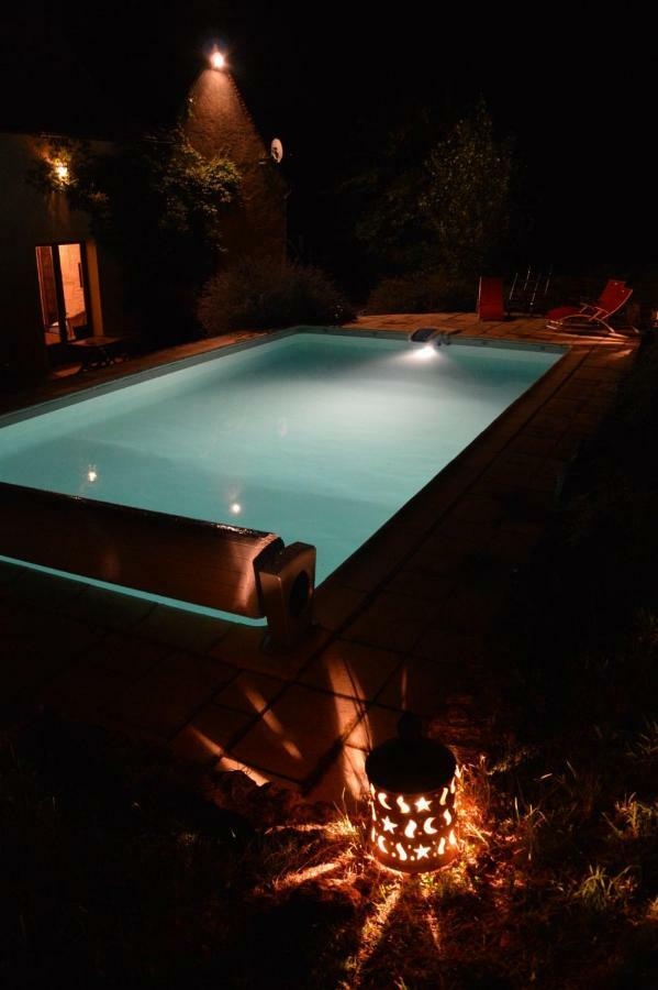 Les Deux Tours Bed & Breakfast Siorac-en-Perigord ภายนอก รูปภาพ