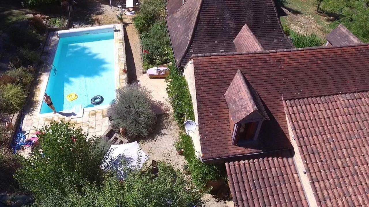 Les Deux Tours Bed & Breakfast Siorac-en-Perigord ภายนอก รูปภาพ